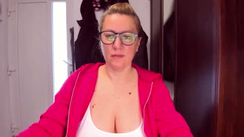 Katy online show from January 12, 6:42 am