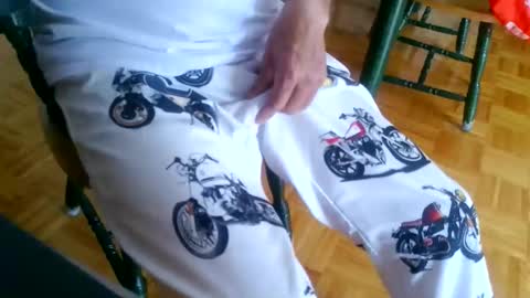 kawa98karbu online show from June 10, 7:57 pm