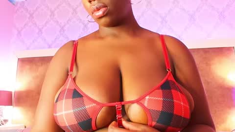 Susan online show from February 22, 6:41 pm