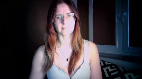 KayaLips online show from October 15, 3:35 pm