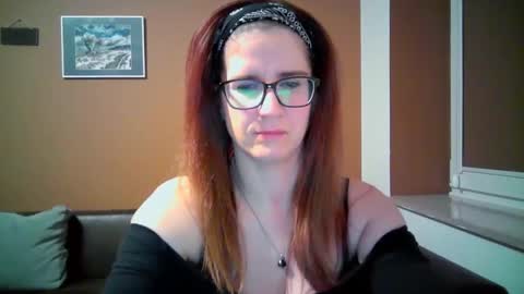 KayaLips online show from November 14, 10:11 pm