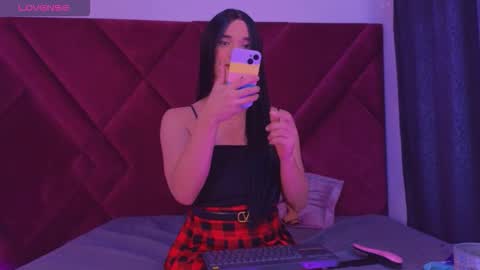 Cattleya stone online show from October 22, 5:43 am