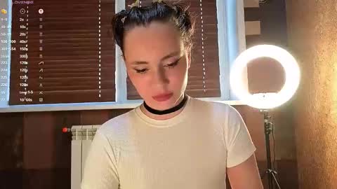 kaycee__ online show from March 1, 7:34 am