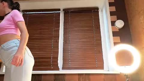 kaycee__ online show from October 19, 5:45 am