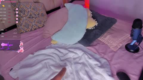Snapshot of kayla_ada chatting on January 30, 3:44 am Kayla online show from January 30, 3:44 am