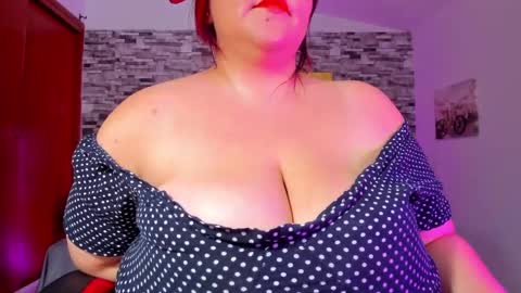 Kayla online show from February 13, 8:48 am