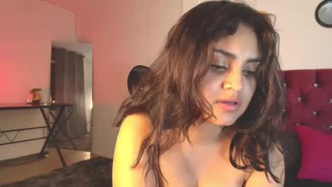 KAYLA  Damian online show from February 18, 9:43 am