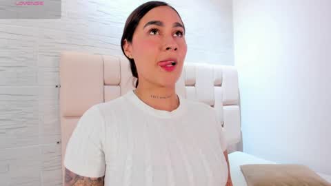 kaylee_scott_ online show from March 31, 7:36 pm