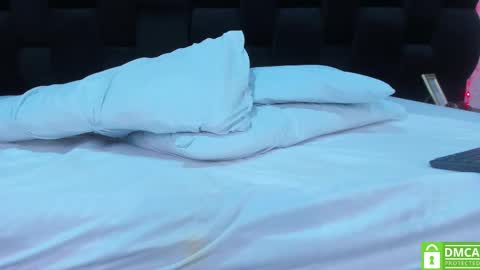 Snapshot of kaylee_sweet_ chatting on February 21, 6:40 am Kaylee sweet online show from February 21, 6:40 am