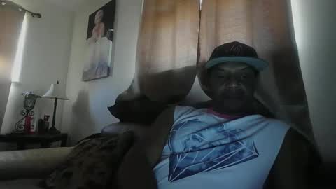 Snapshot of kayleekakesnslim chatting on March 5, 5:50 pm kaylee kakes online show from March 5, 5:50 pm