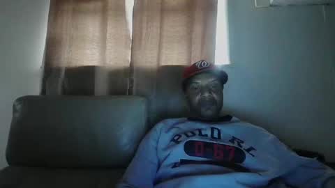 Snapshot of kayleekakesnslim chatting on February 12, 7:02 pm kaylee kakes online show from February 12, 7:02 pm