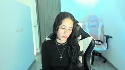 kaylie online show from January 5, 8:01 pm