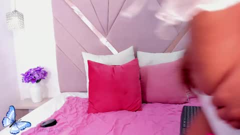 Kaylin Jann online show from September 23, 6:25 pm