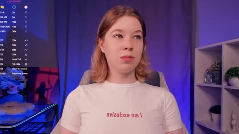 Hi Im Arina 3 online show from October 25, 11:31 am