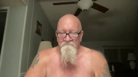 Snapshot of kcbace61760 chatting on September 11, 12:23 am kcbace61760 online show from September 11, 12:23 am