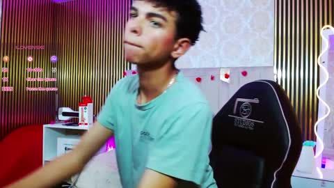  keahi  online show from April 1, 7:11 pm