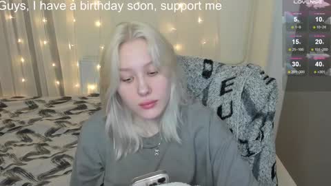 Seb Polly Roxy Jonny online show from February 5, 4:58 pm