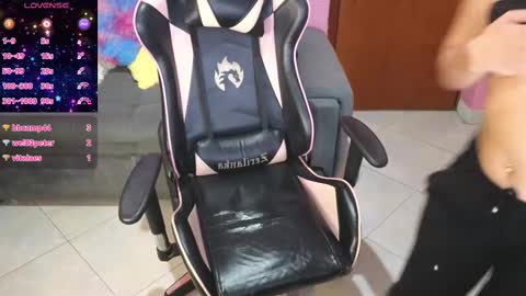 keeiity_moon online show from February 15, 2:00 pm