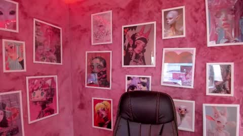 Kehlannis online show from October 17, 8:46 pm