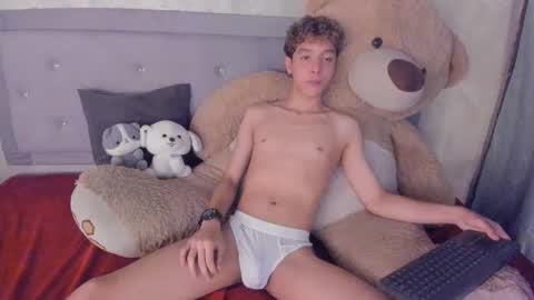 kei oliver online show from January 25, 12:47 pm