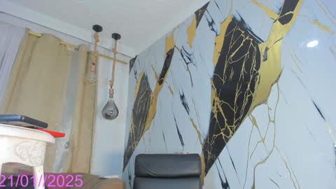 Snapshot of keila_mendoza chatting on January 21, 9:04 pm Keila online show from January 21, 9:04 pm