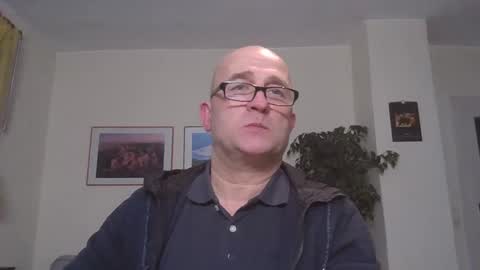 Snapshot of keilie1 chatting on January 21, 9:57 pm keilie1 online show from January 21, 9:57 pm
