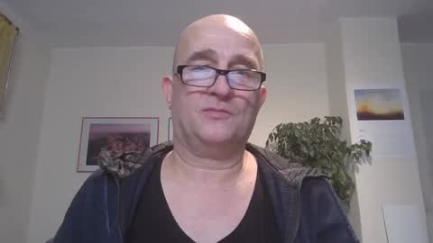 Snapshot of keilie1 chatting on December 28, 6:08 pm keilie1 online show from December 28, 6:08 pm