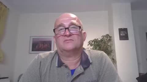 Snapshot of keilie1 chatting on October 5, 9:33 pm keilie1 online show from October 5, 9:33 pm