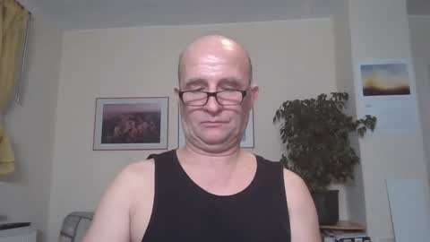 Snapshot of keilie1 chatting on December 25, 1:10 am keilie1 online show from December 25, 1:10 am