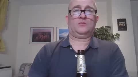 Snapshot of keilie1 chatting on February 22, 6:52 pm keilie1 online show from February 22, 6:52 pm