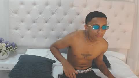 Snapshot of keiner_vasquez chatting on September 10, 10:11 pm keiner_vasquez online show from September 10, 10:11 pm