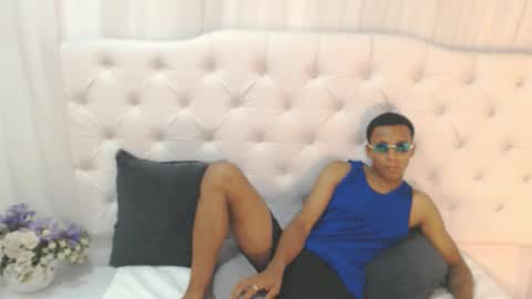 Snapshot of keiner_vasquez chatting on September 18, 7:18 pm keiner_vasquez online show from September 18, 7:18 pm