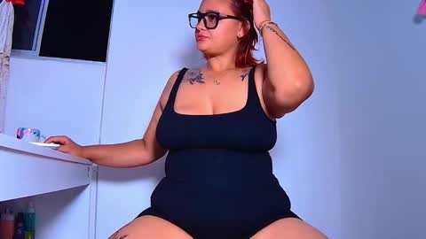 Snapshot of keira_bbw5 chatting on September 14, 2:14 am keirabbw online show from September 14, 2:14 am