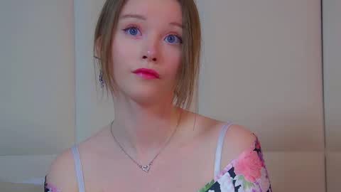 Keira online show from March 15, 6:29 am