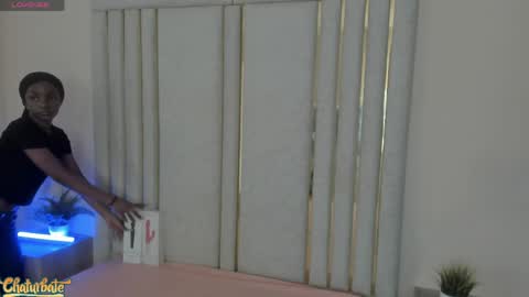 keirahartz online show from May 14, 12:47 pm
