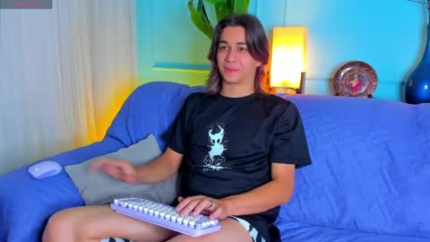 Keita moon online show from April 17, 12:29 pm