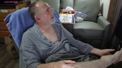 Keithobrian online show from August 8, 3:49 am