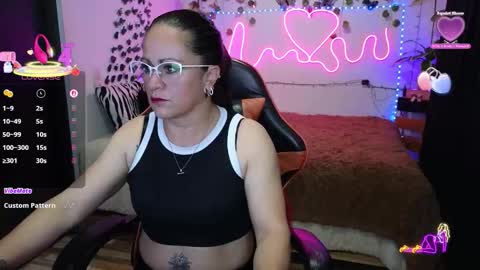 keka_teiku online show from October 26, 3:40 am