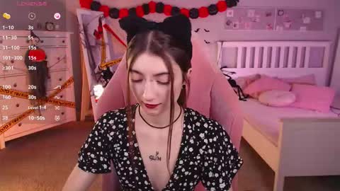 Rina online show from November 1, 8:13 am