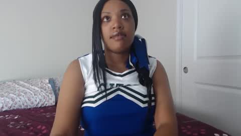Kellie online show from December 29, 8:58 pm