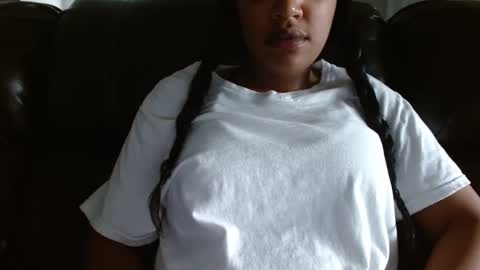 Kellie online show from December 23, 6:48 pm