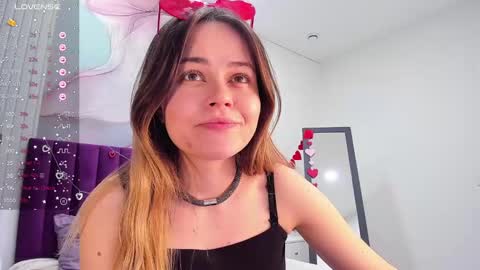 Snapshot of kelly_cuutie chatting on February 16, 8:10 am Kelly online show from February 16, 8:10 am