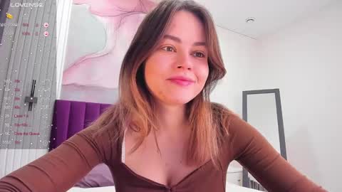 Snapshot of kelly_cuutie chatting on February 24, 1:24 am Kelly online show from February 24, 1:24 am