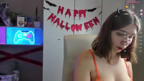 Diana online show from October 31, 3:56 pm