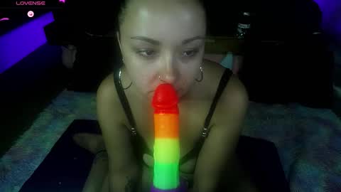 Snapshot of kellycakemeow chatting on September 9, 6:02 am Kelly online show from September 9, 6:02 am