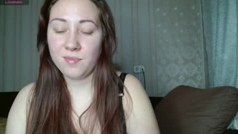 kellycrystall online show from January 19, 5:49 pm