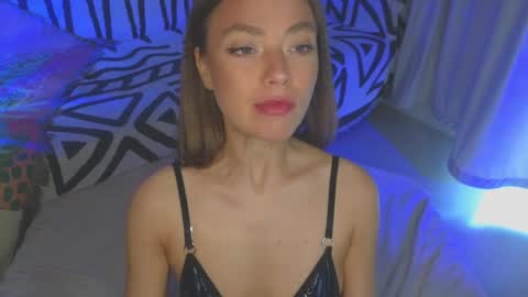 KellyFouler online show from May 22, 5:14 am