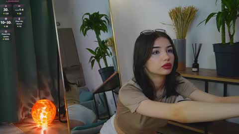 Kelly online show from March 3, 6:03 pm
