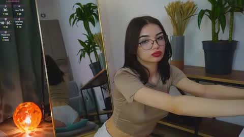 Kelly online show from March 3, 9:05 pm