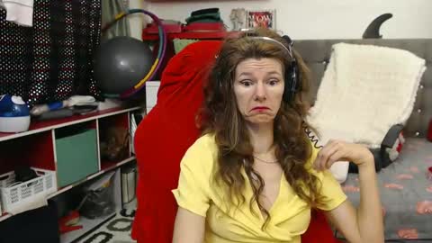 kelly online show from January 31, 10:42 am